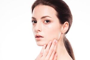 obnova in pomlajevanje turgorja kožne površine obraza